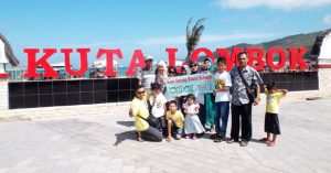 Wisata Bapak Oni Chandra Dan Keluarga di Kuta Lombok