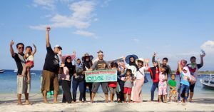 Wisata Bapak Asep dan keluarga di Gili Trawangan Lombok